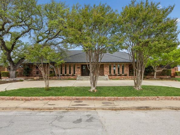 7023  Brookshire Drive , Dallas Texas 75230