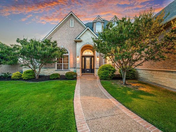 8800  Summit Point Court , Fort Worth Texas 76179