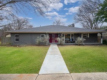 1213  Briar Hollow Lane 