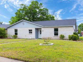2822  Chariot Lane 