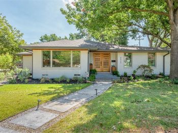 9922  Kilarney Drive 