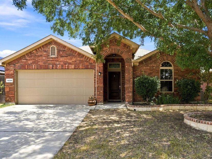 14356  Artisan Drive , Fort Worth Texas 76052