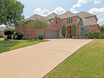 1807  Lake Glen Trail 