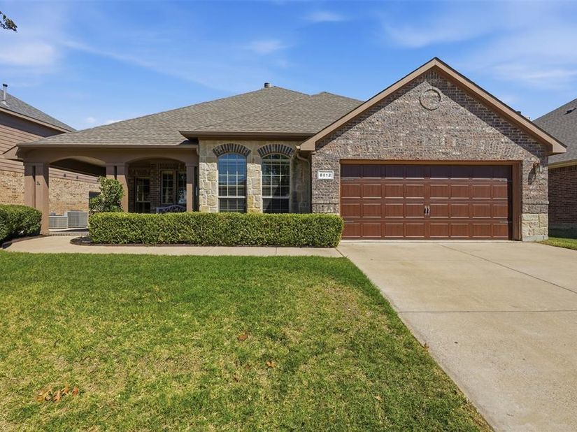 8312  Indian Bluff Trail , Fort Worth Texas 76131