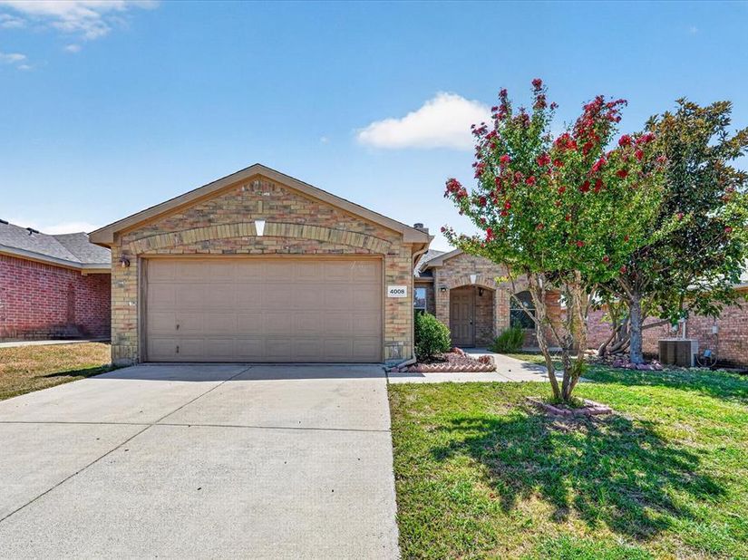 4008  Mantis Street , Fort Worth Texas 76106