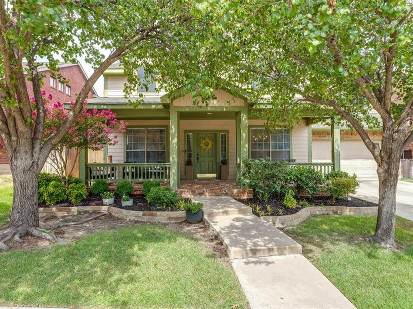 4222  Boxwood Drive , Denton Texas 76208