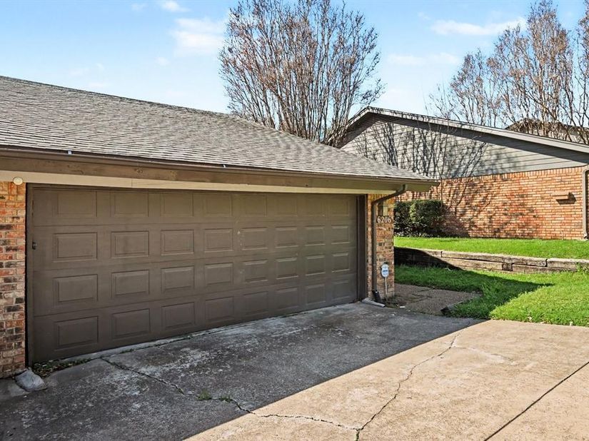 6206  Post Oak Terrace , Fort Worth Texas 76112