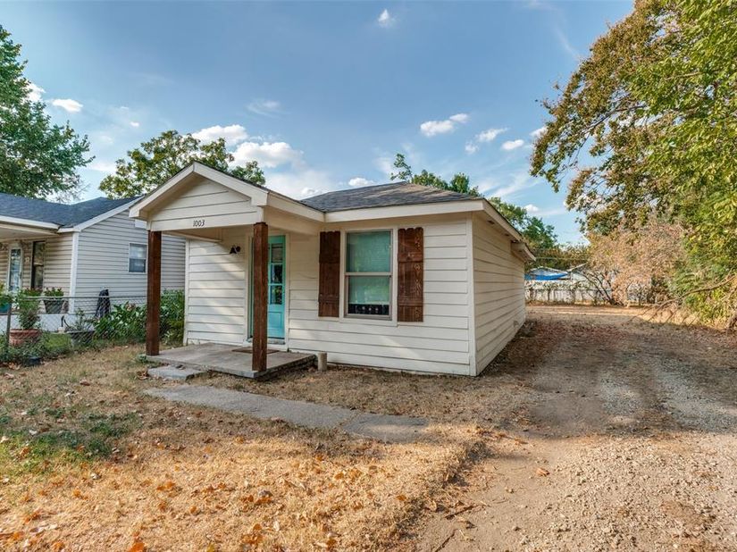 1003  Morris Street , Dallas Texas 75212
