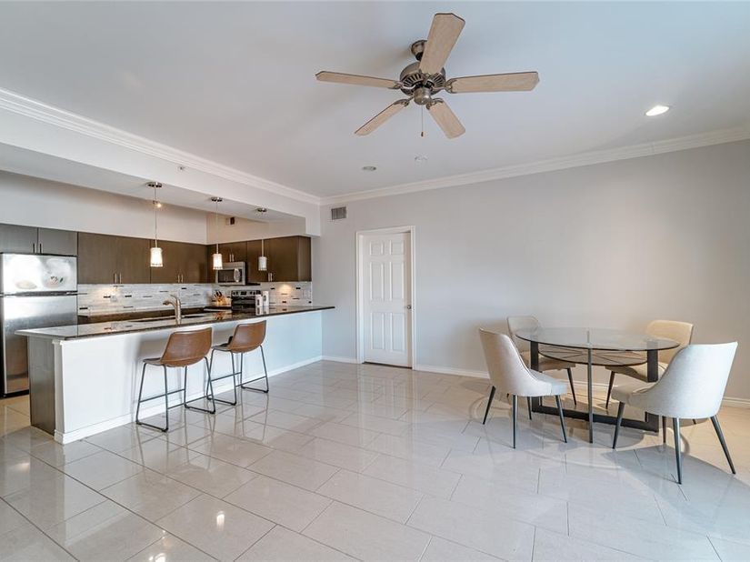 3102  Kings Road  203, Dallas Texas 75219