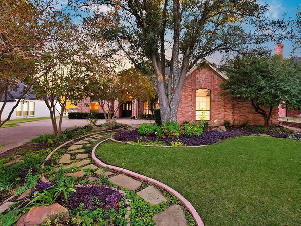 919  Riviera Drive , Mansfield Texas 76063