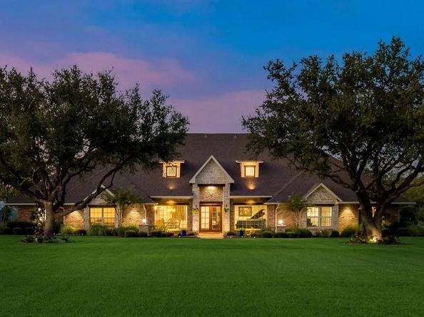 51  Stage Coach Road , Fort Worth Texas 76244