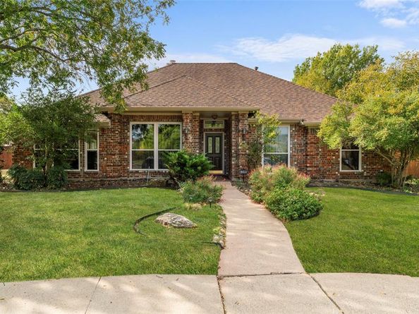 6306  Debbie Circle , Rowlett Texas 75089