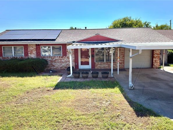 2510  Dewitt Street , Irving Texas 75062