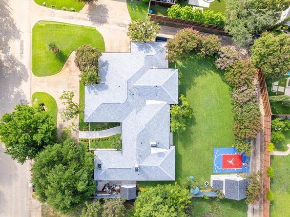 5407  Westgrove Drive , Dallas Texas 75248