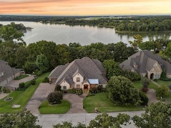 5808  Lakeside Drive 