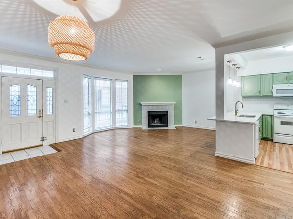 3208  Cole Avenue  1204, Dallas Texas 75204