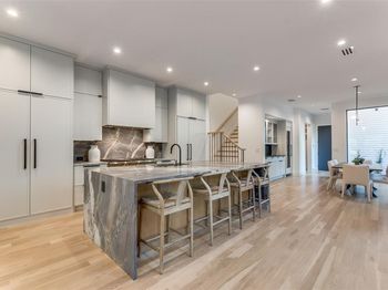 4214  Hawthorne Avenue 