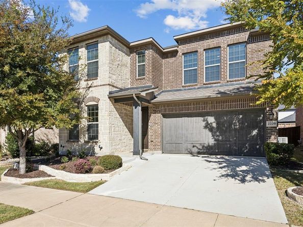 2229  Madison Street , Carrollton Texas 75010