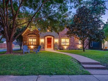 7238  Casa Loma Avenue 