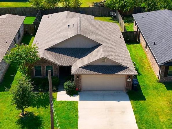 1706 E Arlington Avenue , Fort Worth Texas 76104