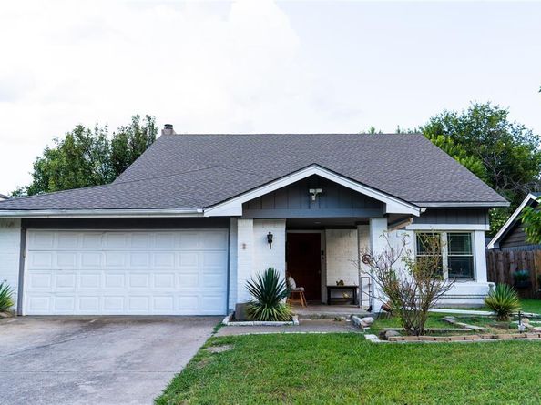 2521  Channing Drive , Grand Prairie Texas 75052