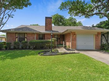 849  Berkinshire Drive 