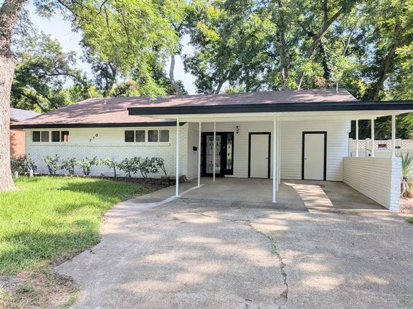 710 E FIVE MILE Parkway , Dallas Texas 75216