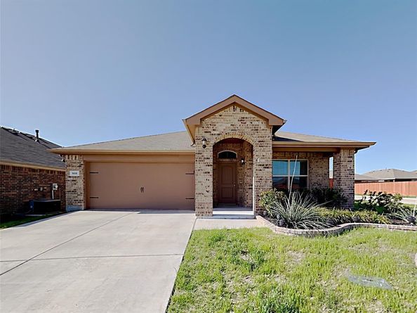 900  Walls Boulevard , Crowley Texas 76036