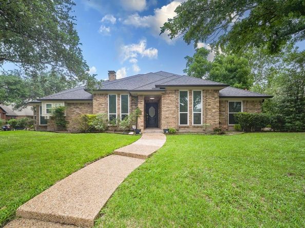 7315  Debbe Drive , Dallas Texas 75252