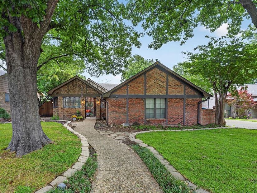 206  Rainbow Circle , Rockwall Texas 75032