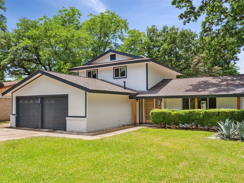 604  Buffalo Drive , Arlington Texas 76013