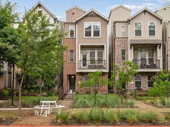 1071  Tea Olive Lane 