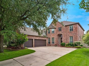 901  Niblick Court 