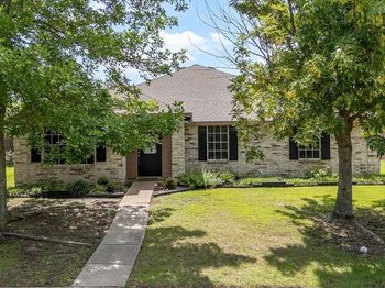 2809  Meadow Bluff Drive 