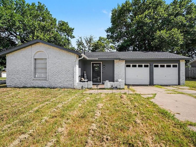 1608  Natches Drive , Arlington Texas 76014
