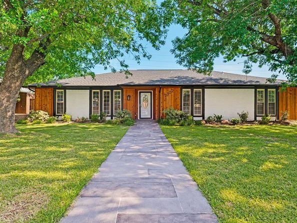 2302  Greenhill Drive , Carrollton Texas 75006