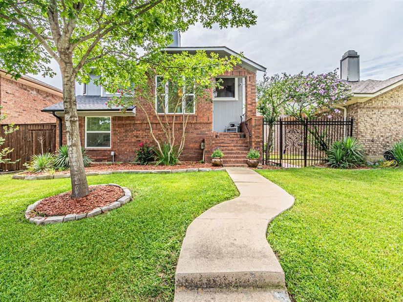 2903  Golden Gate Court , Carrollton Texas 75007