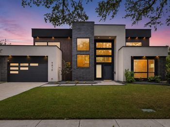 9816  Mixon Drive 