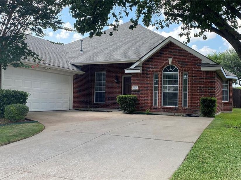 1326  Kingsley Court , Allen Texas 75013