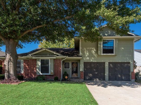 6708  Olivewood Drive , Arlington Texas 76001