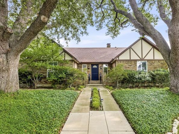 9519  Robin Meadow Drive , Dallas Texas 75243
