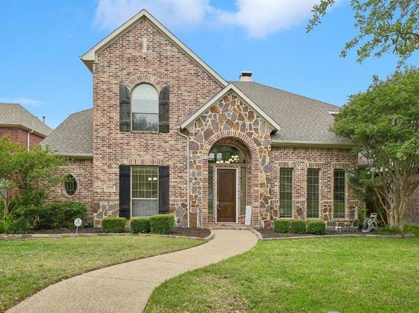 424  Water Bridge Drive , Lewisville Texas 75056