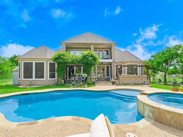 9111  Cliffside  , Grand Prairie Texas 75104