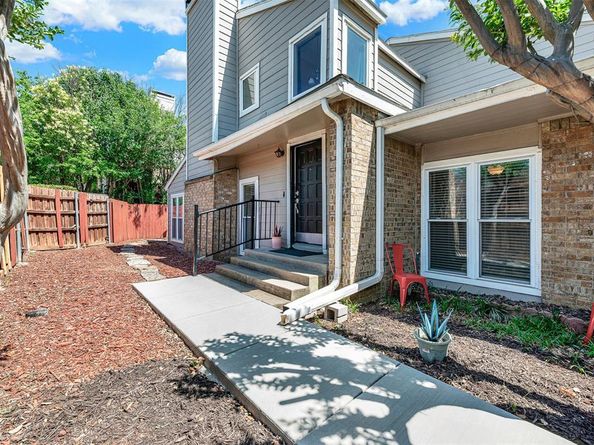 2724  Meadowstone Court , Carrollton Texas 75006