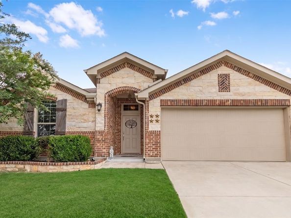 445  Saguaro Drive , Fort Worth Texas 76052