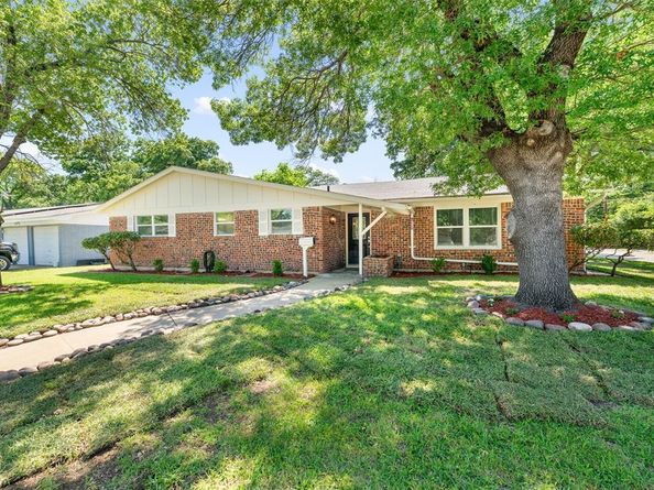 2133  Williams Place , Fort Worth Texas 76111