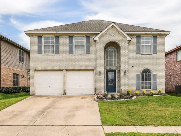 2812 N Hampton Drive , Grand Prairie Texas 75052