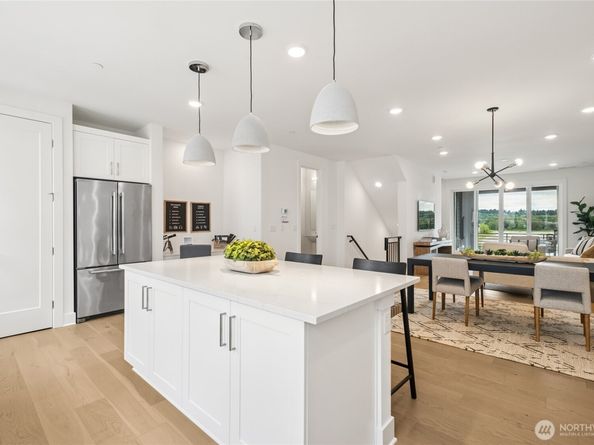 12217 137th Place NE 2703, Redmond WA 98052