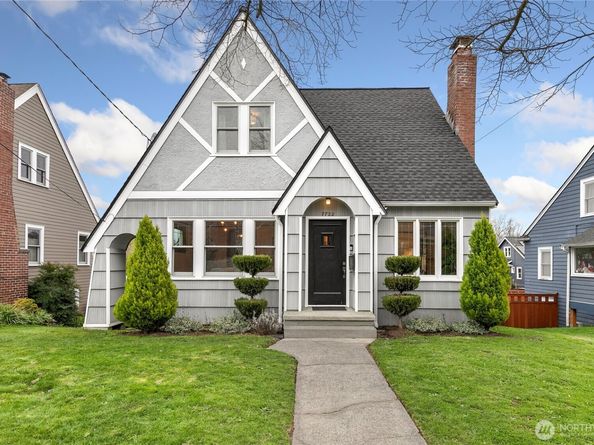 7722 18th Avenue NE, Seattle WA 98115