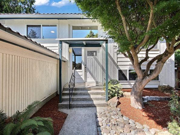 310 9th Avenue, Kirkland WA 98033